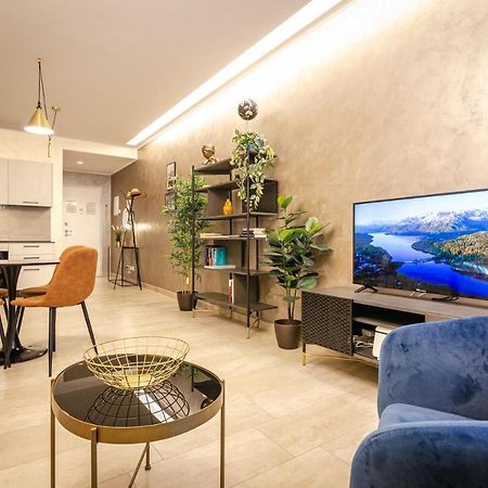 Goito Luxury Apartment, In The Historical Center Болоня Екстериор снимка