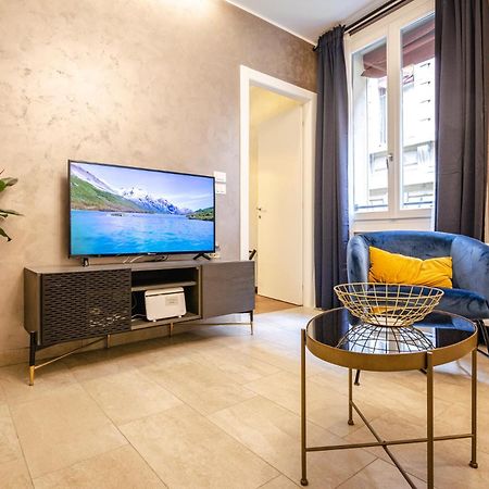 Goito Luxury Apartment, In The Historical Center Болоня Екстериор снимка