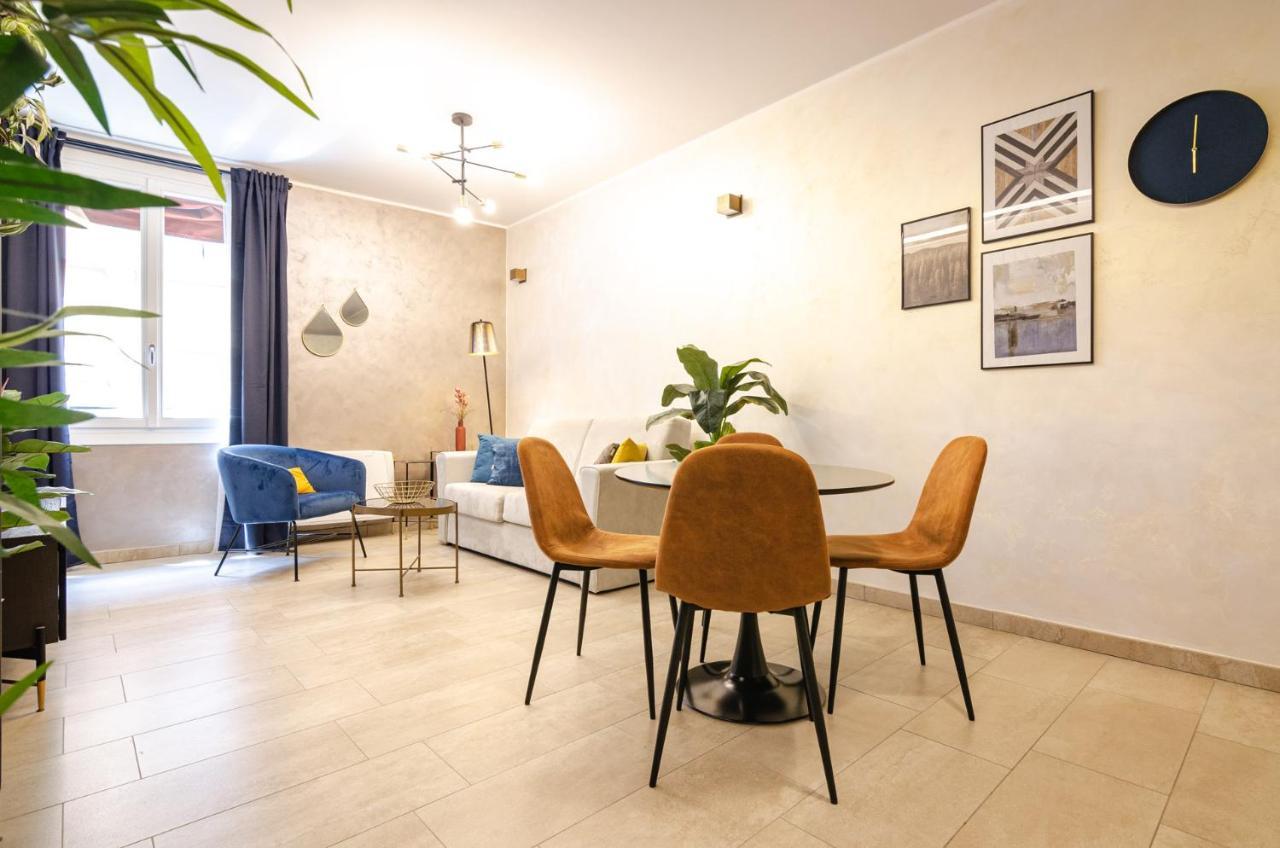 Goito Luxury Apartment, In The Historical Center Болоня Екстериор снимка
