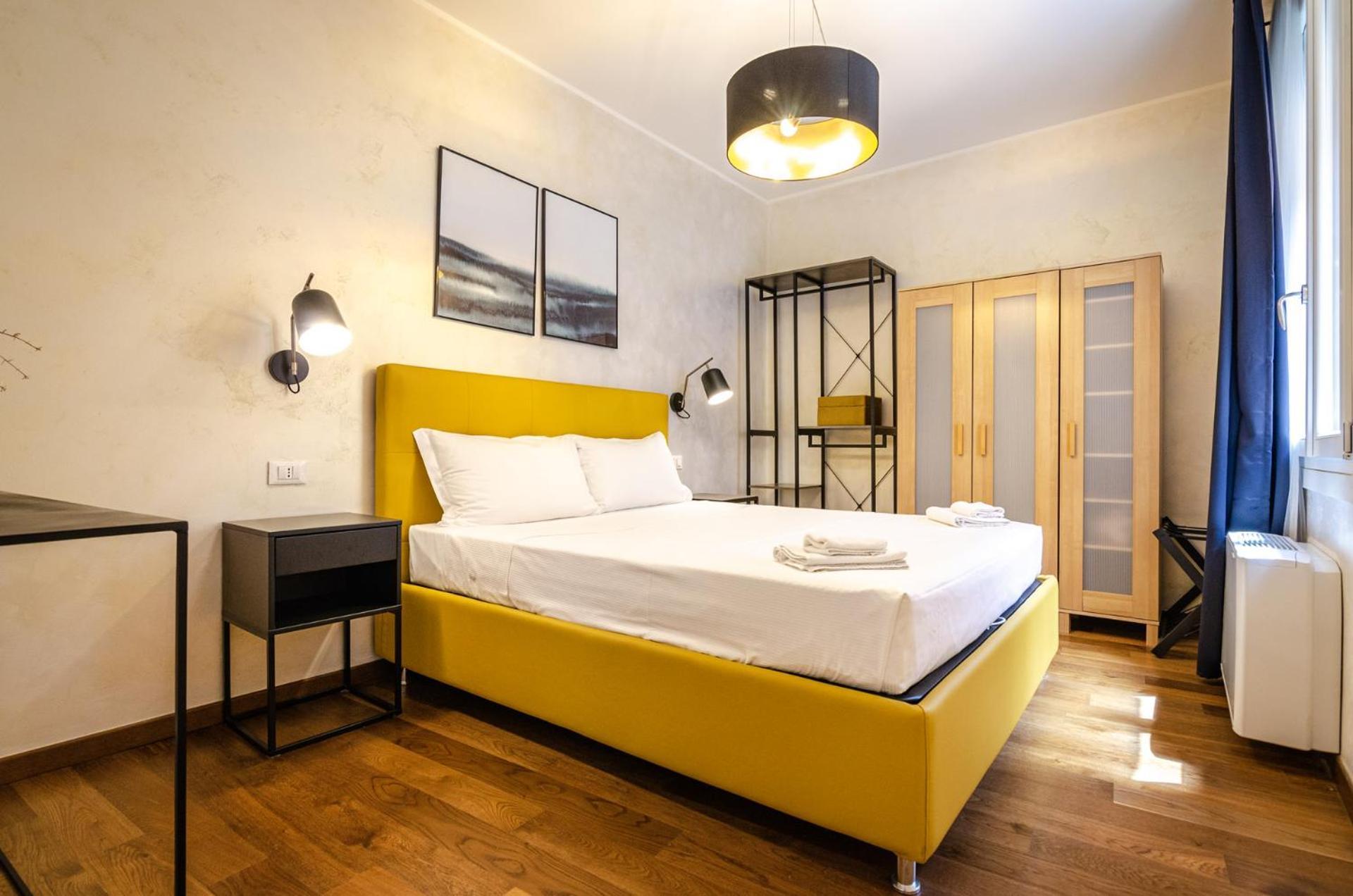 Goito Luxury Apartment, In The Historical Center Болоня Екстериор снимка
