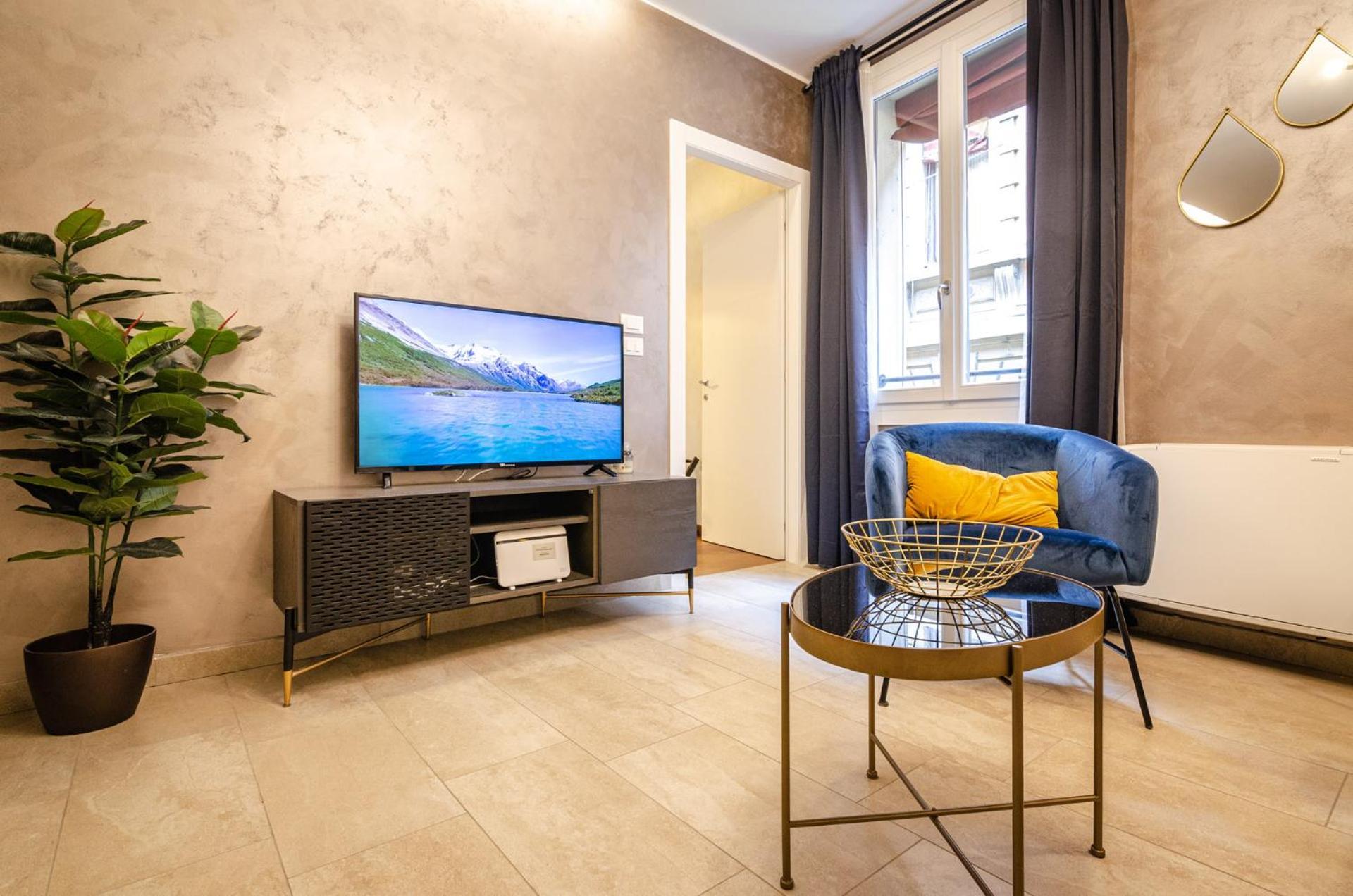 Goito Luxury Apartment, In The Historical Center Болоня Екстериор снимка