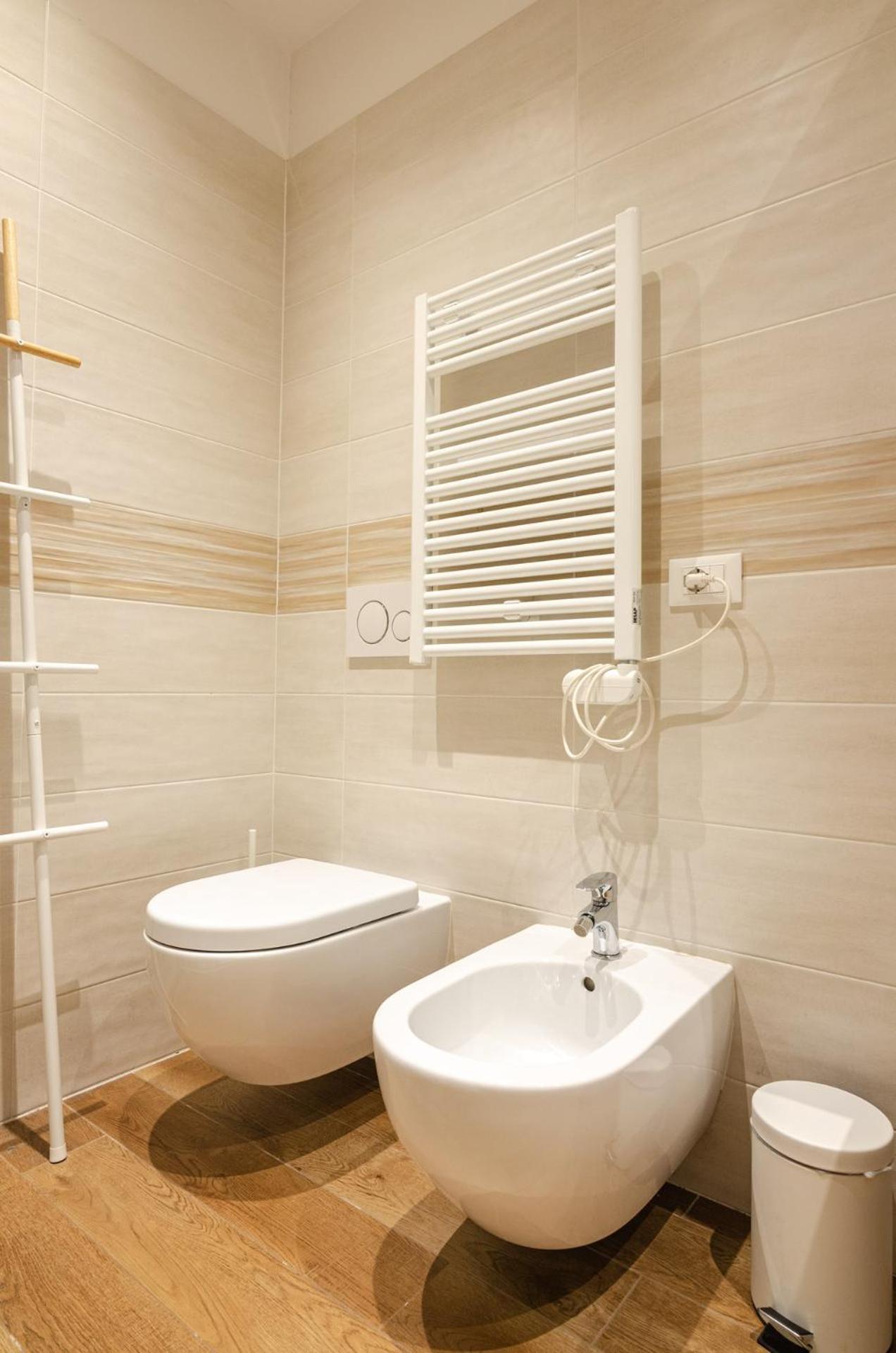 Goito Luxury Apartment, In The Historical Center Болоня Екстериор снимка