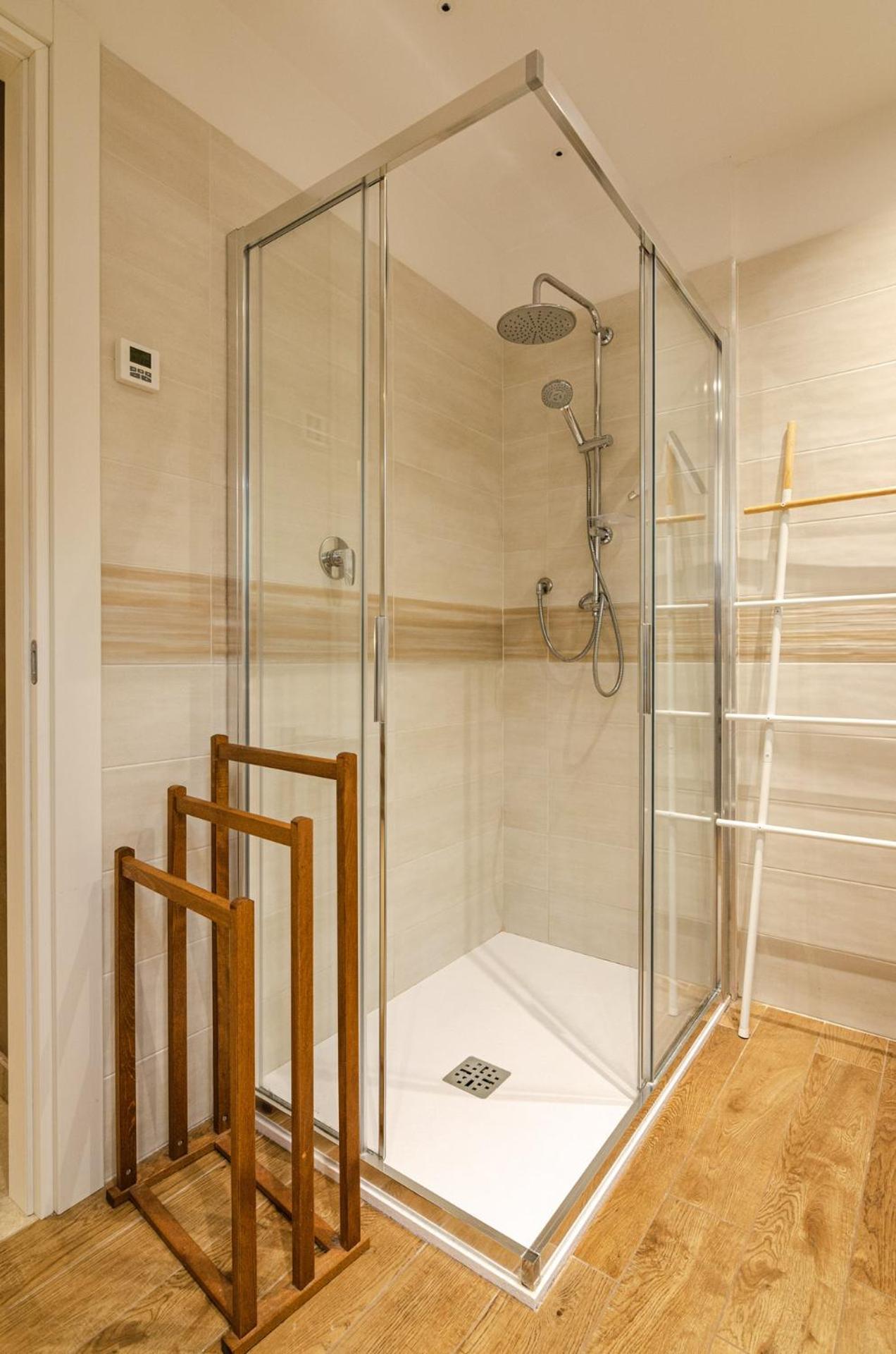 Goito Luxury Apartment, In The Historical Center Болоня Екстериор снимка